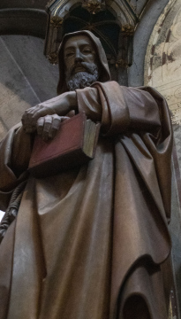 Statue des Heiligen