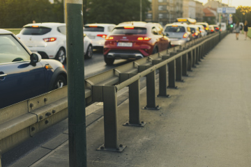 Autostau, Autos in der Stadt.