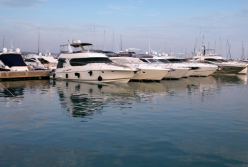 Yachten in Marina