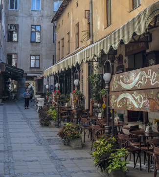 Lemberg, ein Café im Hof