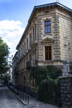 Historisches Eckhaus