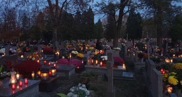 Friedhof in der Abenddämmerung