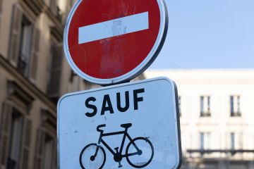 Kein Einfahrtsverkehrsschild, keine Fahrräder, Frankreich