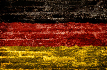 Flagge von Deutschland auf einer Backsteinmauer