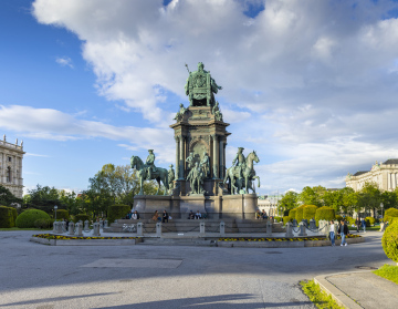 Maria-Theresien-Denkmal auf dem Maria-Theresien-Platz in Wien.