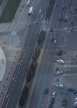 Straßenverkehr in der Nähe des Kulturpalastes in Warschau