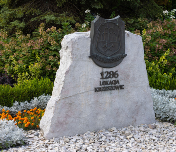 Die Lage von Krzeszowice, ein Gedenkstein