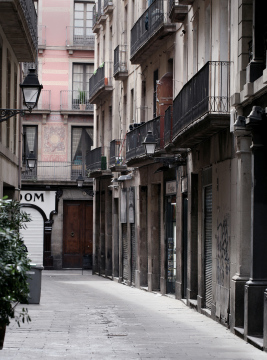 Schmale Straße in Barcelona