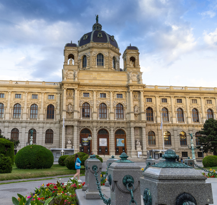 Eingang zum Gebäude des Kunsthistorischen Museums Wien