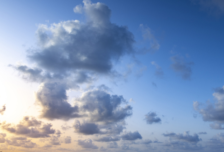 Blauer Himmel stockbild