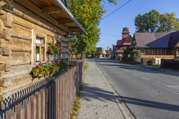 Holzgebäude in Chochołów