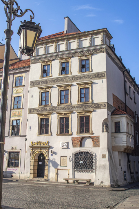 Das Mietshaus unter St. Anna in Warschau