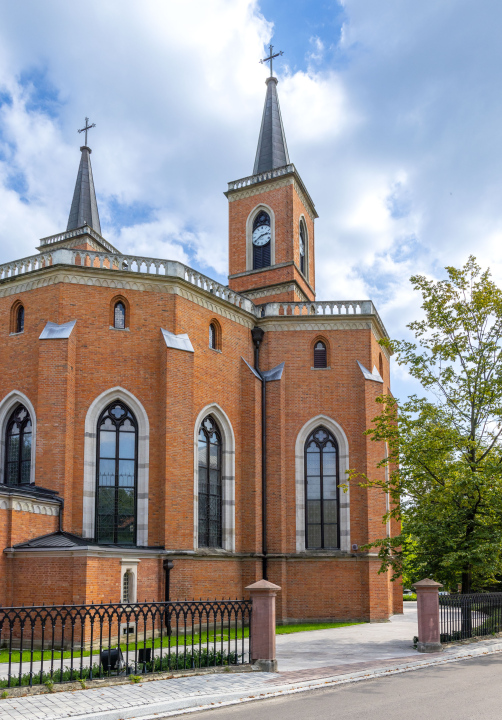 Neugotische Kirche St. Martin in Krzeszowice