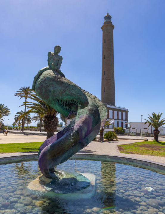 Brunnen und Leuchtturm in Maspalomas, Gran Canaria