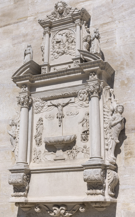 Architektonisches Detail, religiöses Relief
