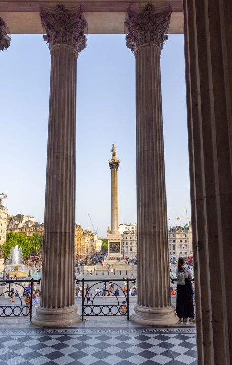 Blick von der Museumsterrasse auf den Trafalgar Square.