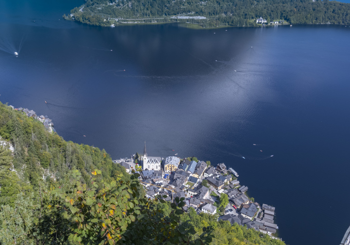 Blick auf Hallstatt und den Hallstätter See, Österreich