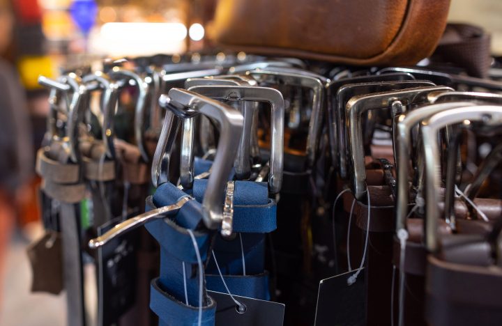 Verkauf von Ledergürteln