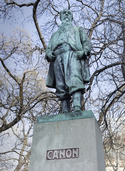 Hans Canon Denkmal