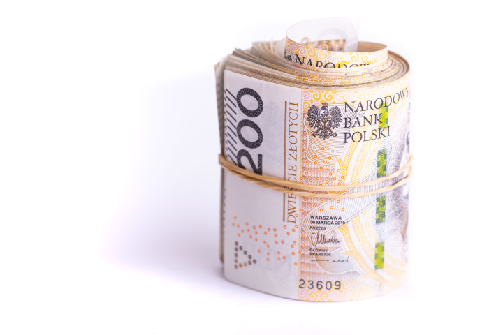 Polnischer Zloty, gerolltes Bündel von 200 PLN-Banknoten
