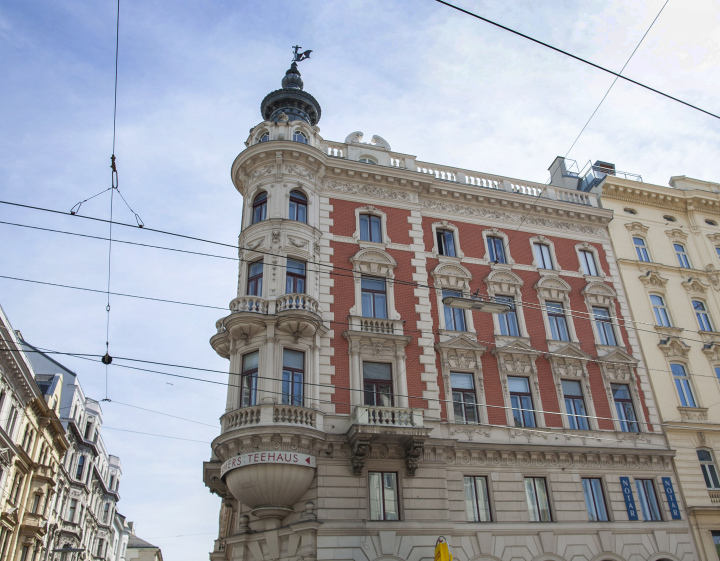 Historisches Mietshaus in Wien