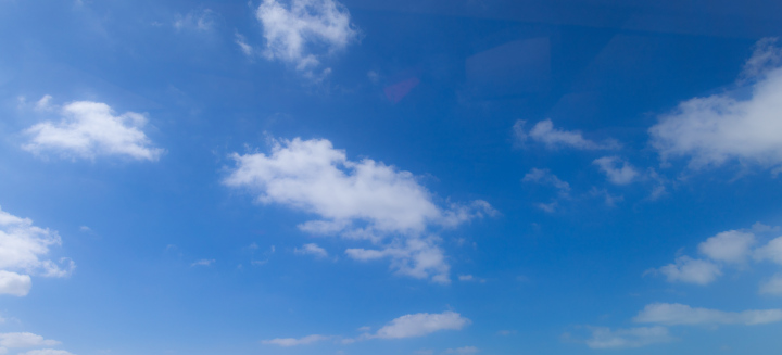 Blauer Himmel, Stockfoto
