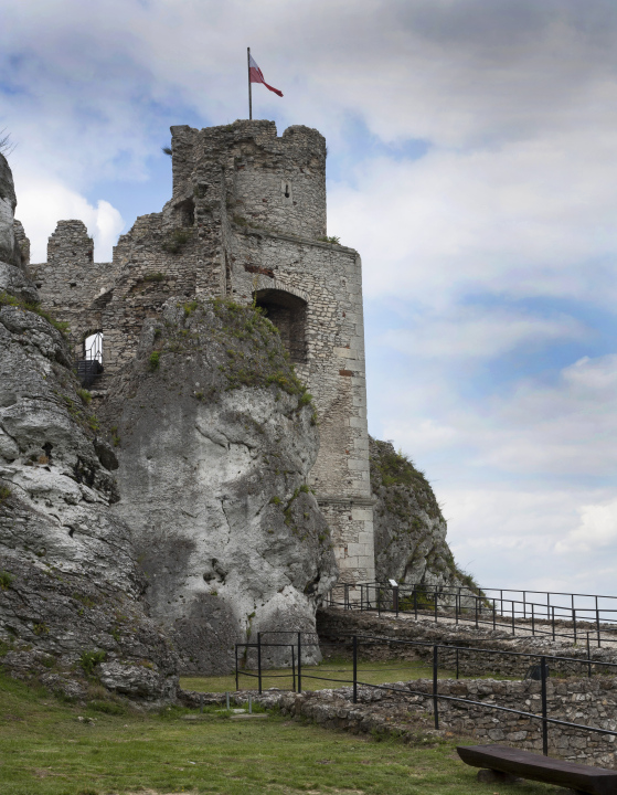 Schlossturm in Ogrodzieniec